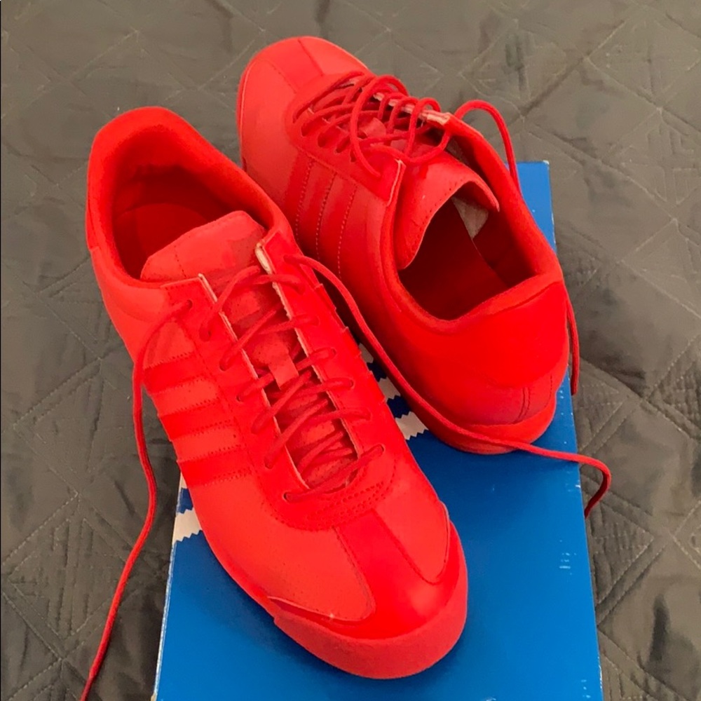 Adidas Red Samoa